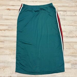 Vibe Sportswear Knit Stretch Skirt Women's Sz XL Green White Black Red Stripe
